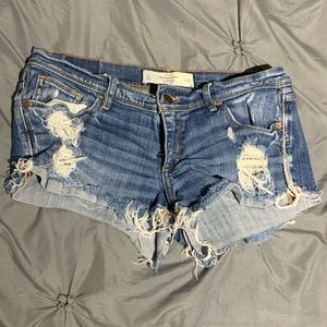 Abercrombie & Fitch Distressed Shorts!